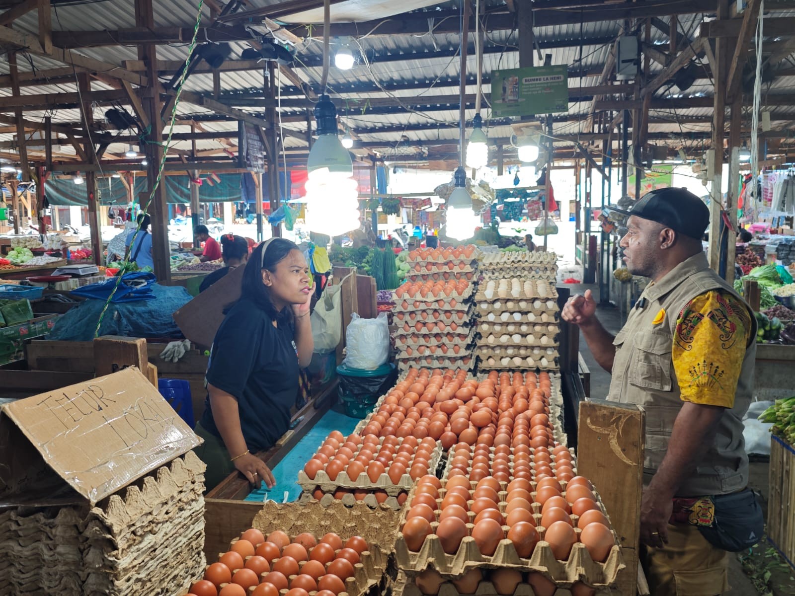Kementan Pantau Langsung Pasar di Jayapura, Pasokan dan Harga Daging Sapi Stabil
